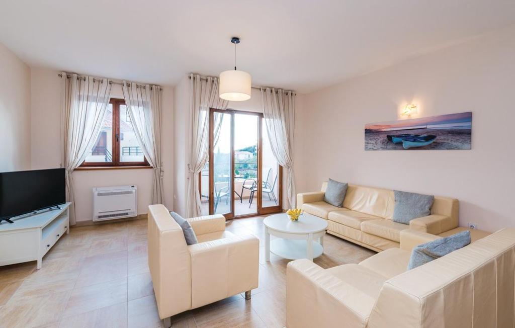Port Adria Apartments 카메나리 외부 사진