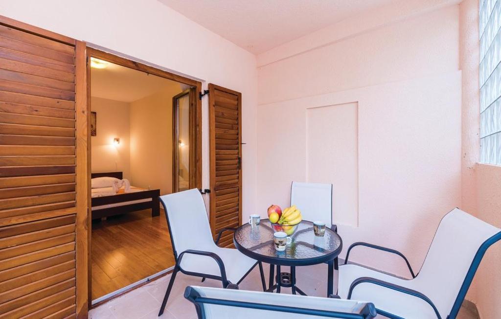 Port Adria Apartments 카메나리 외부 사진